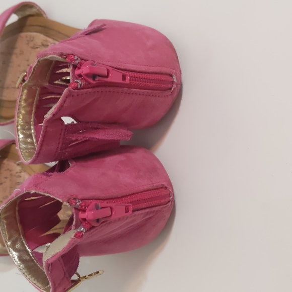 Stuart Weitzman Sandals - Picture 4 of 11